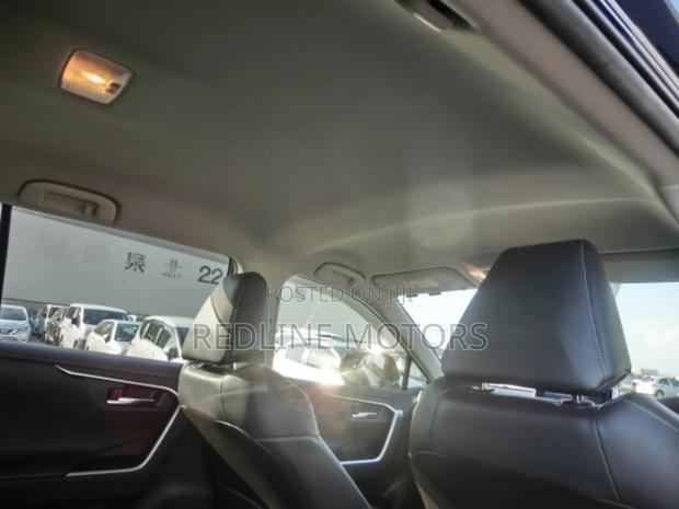Toyota RAV4 Limited AWD 2019 Blue