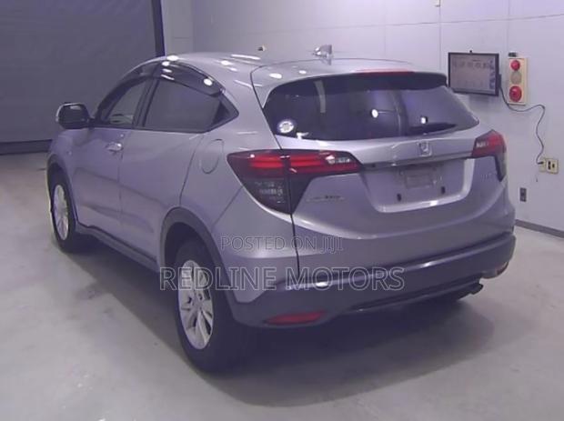 Honda Vezel 1.5 Hybrid 2WD 2018 Silver