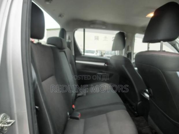 Toyota Hilux Revo Double Cab Deisel 2.4 RWD 2018 Silver