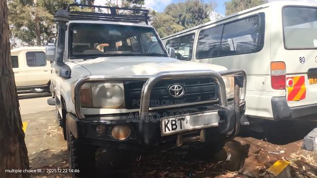 Toyota Land Cruiser 76 Series 2012 White