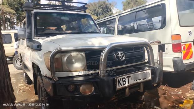 Toyota Land Cruiser 76 Series 2012 White