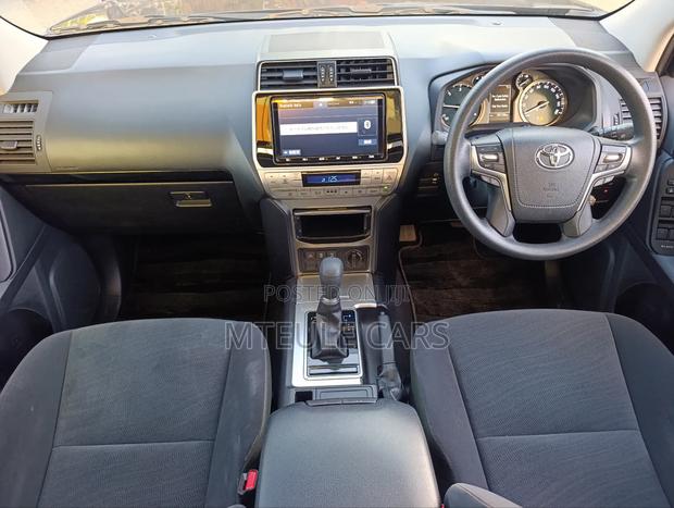Toyota Land Cruiser Prado 2020 Black