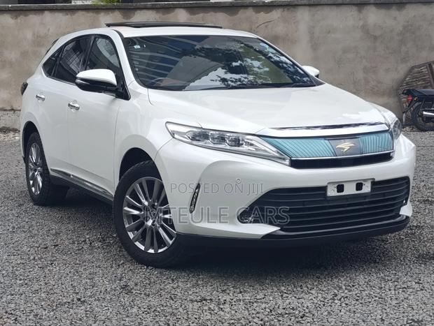 Toyota Harrier 2019 White