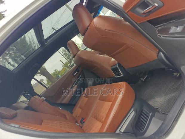 Toyota Harrier 2019 White