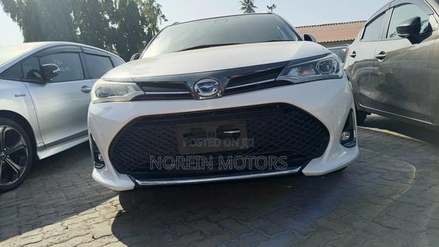 Toyota Corolla Fielder 1.5 Petrol AWD 2018 White