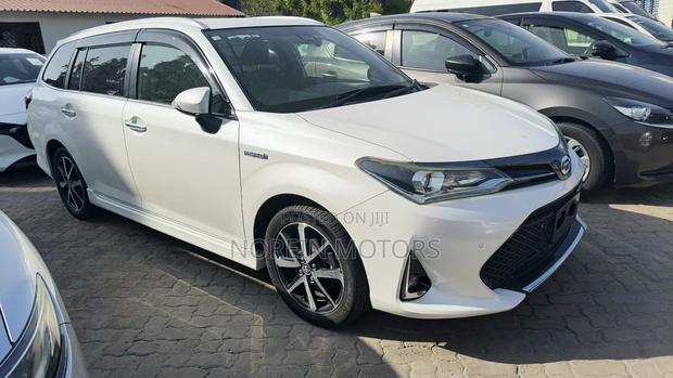 Toyota Corolla Fielder 1.5 Petrol AWD 2018 White