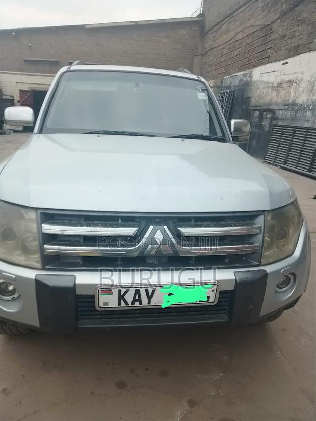 Mitsubishi Pajero 2007 Silver