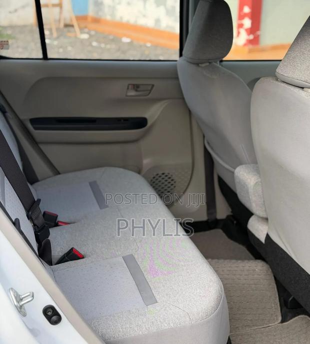 Toyota Passo 1.0 FWD 2018 White