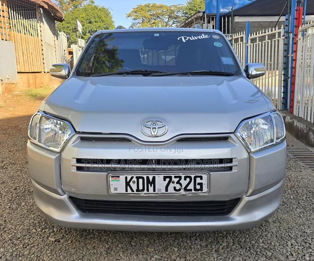 Toyota Succeed 2017 Silver