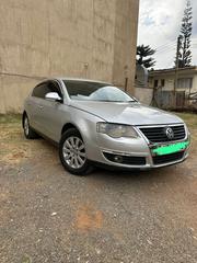 Volkswagen Passat 2009 Silver for sale