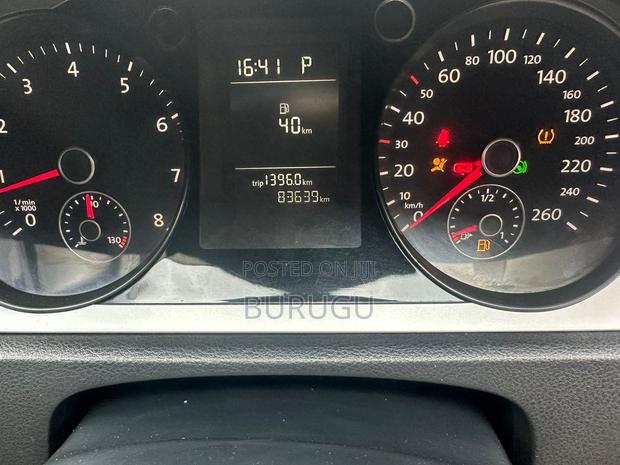 Volkswagen Passat 2009 Silver