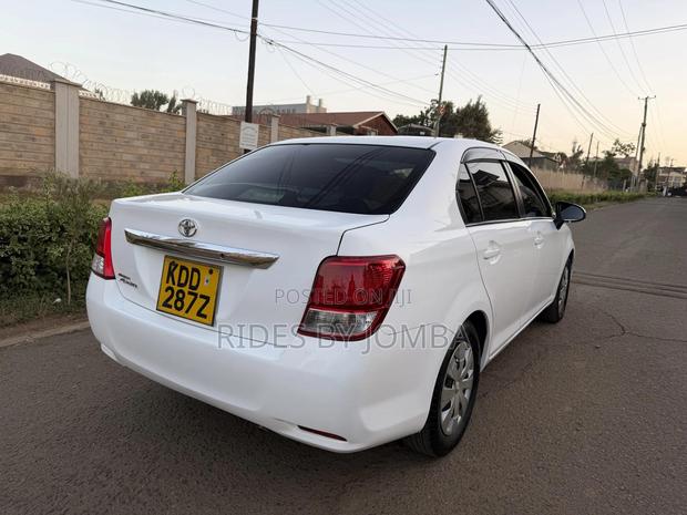 Toyota Axio 1.5 G 2WD 2014 Pearl