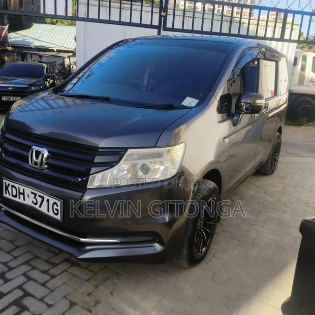 Honda Stepwgn 2015 Gray