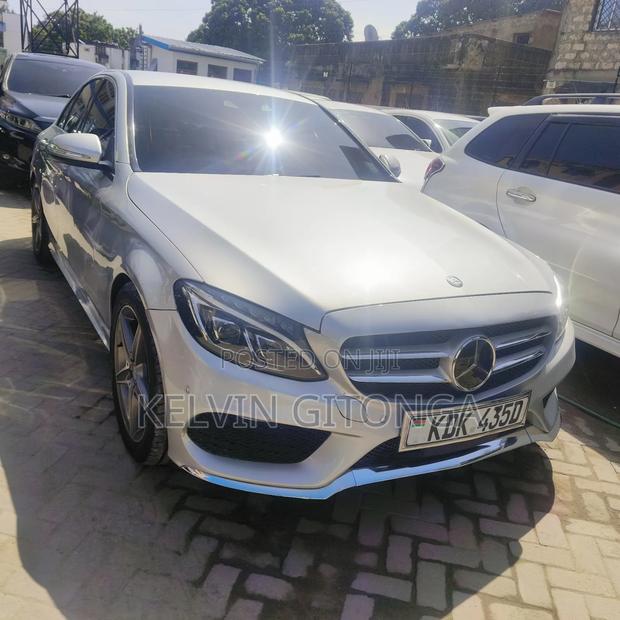 Mercedes-Benz C200 2016 Silver