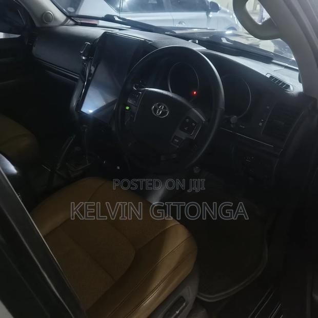 Toyota Land Cruiser 2015 Black