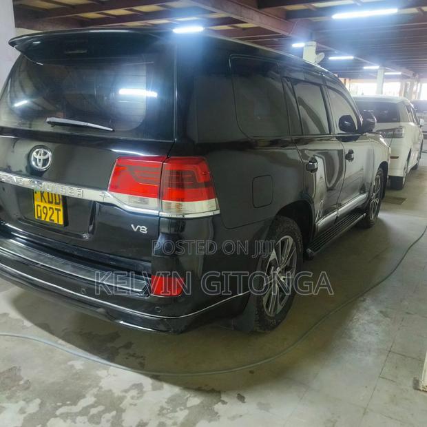 Toyota Land Cruiser 2015 Black