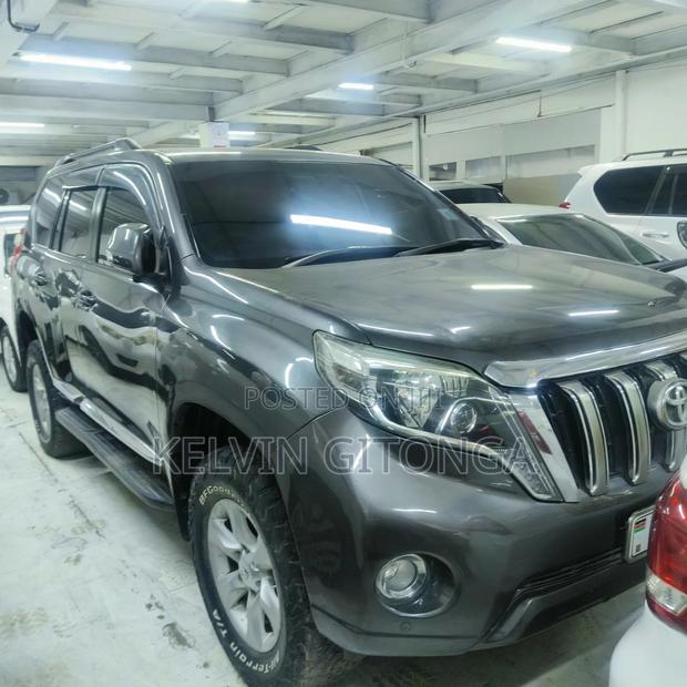 Toyota Land Cruiser Prado 2010 Gray