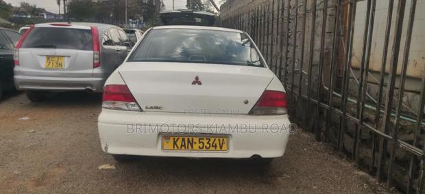 Mitsubishi Lancer 2002 White