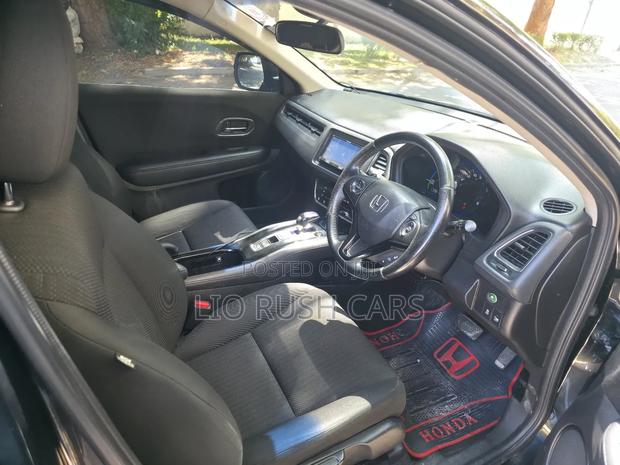 Honda Vezel 2016 Black