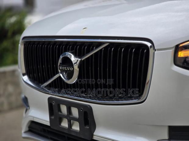 Volvo XC90 T5 R-Design AWD 2019 White