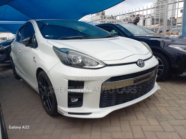 Toyota Aqua 2019 White