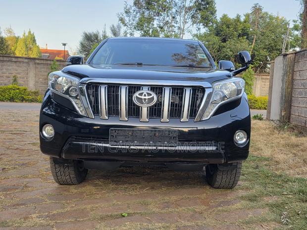 Toyota Land Cruiser 2015 Black