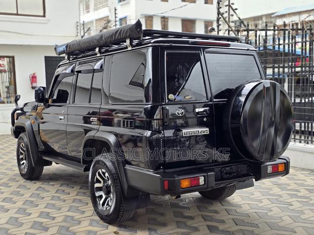 Toyota Land Cruiser 76 Series 2023 Black