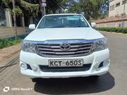 Toyota Hilux 2.5 D-4D SRX 2012 White for sale