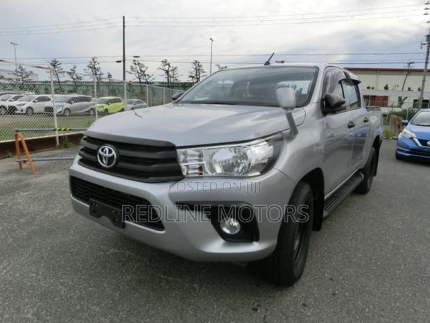 Toyota Hilux Revo Double Cab Deisel 2.4 RWD 2018 Silver