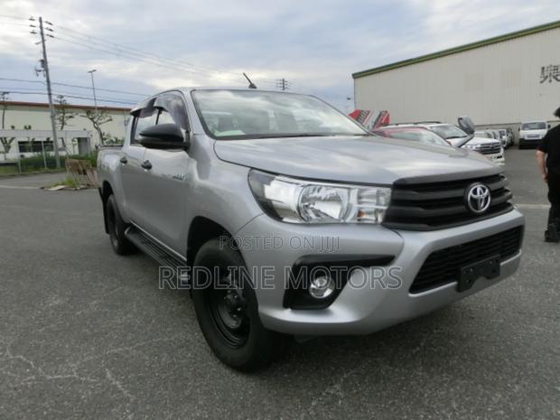 Toyota Hilux Revo Double Cab Deisel 2.4 RWD 2018 Silver