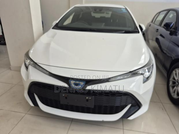 Toyota Corolla 2019 White