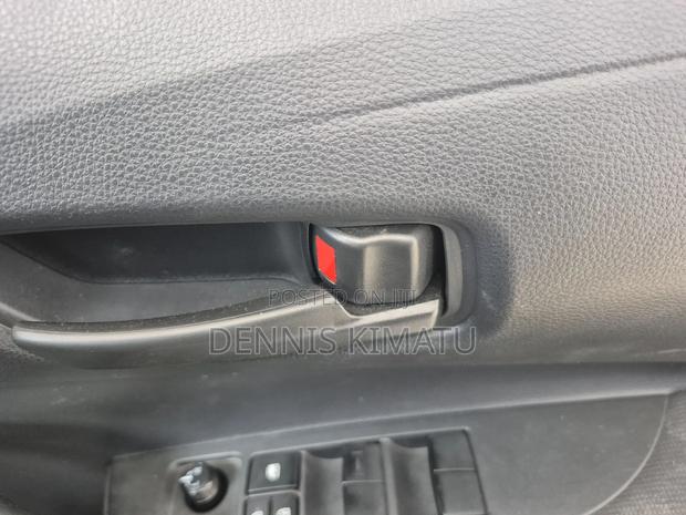 Toyota Corolla 2019 White