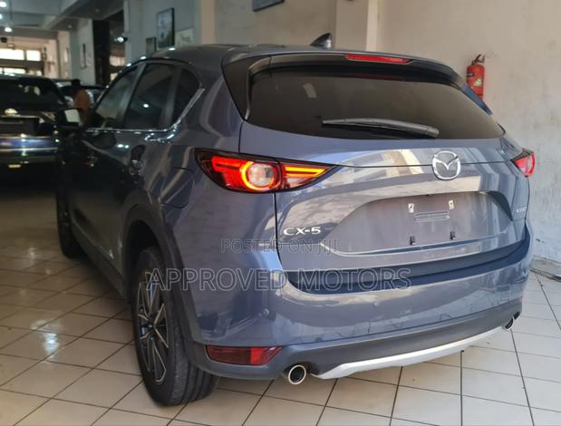 Mazda CX-5 2019 Blue