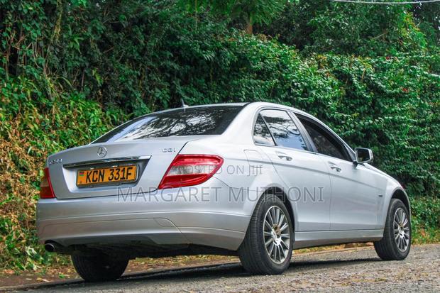 Mercedes-Benz C200 2010 Silver