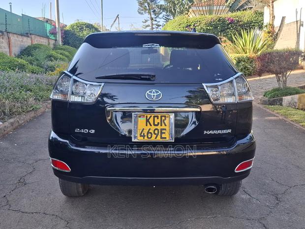 Toyota Harrier 2.4 2011 Black