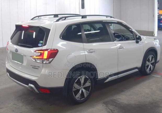 Subaru Forester Premium AWD 2019 Pearl