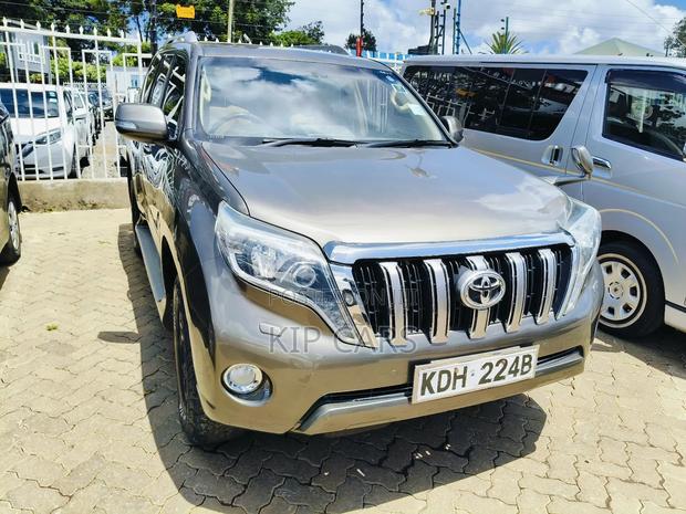 Toyota Land Cruiser Prado 2.7 VVT-i 2014 Gray