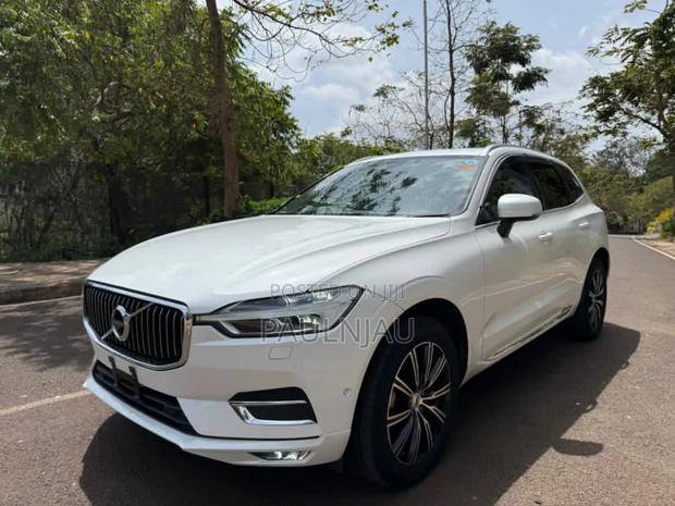 Volvo XC60 2018 White