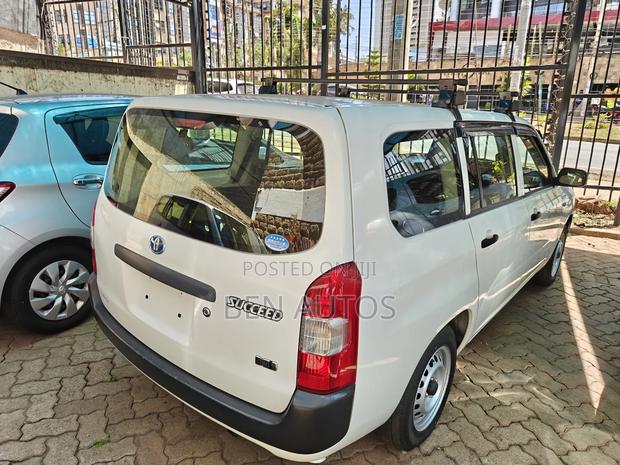 Toyota Succeed 2020 White