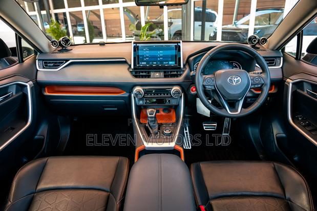 Toyota RAV4 2019 Green