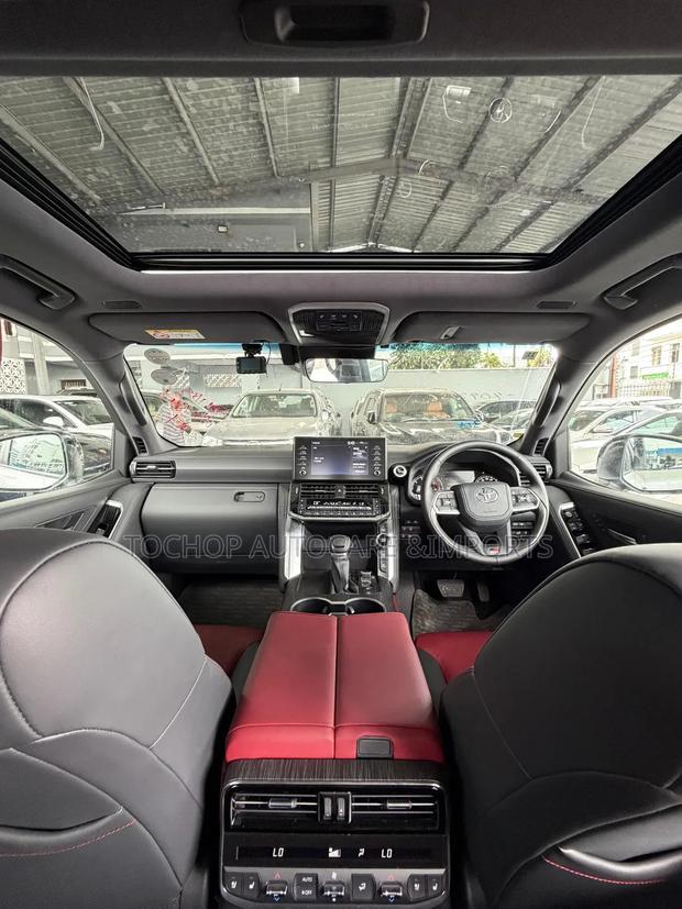 New Toyota Land Cruiser 2025 White