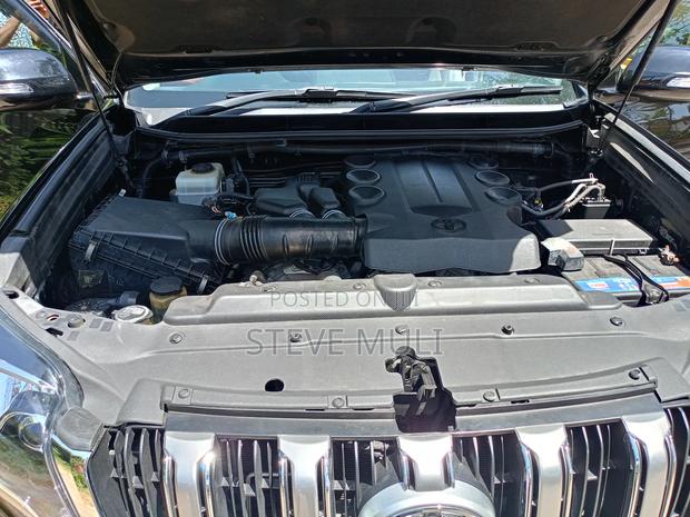 Toyota Land Cruiser Prado 4.0 Petrol TX-L 2014 Black