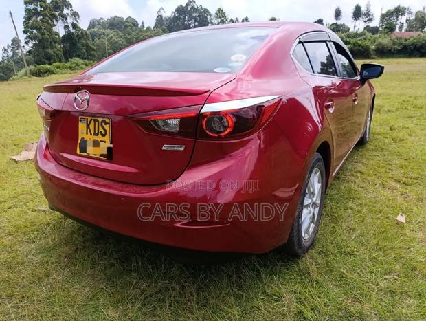 Mazda Axela 2018 Red