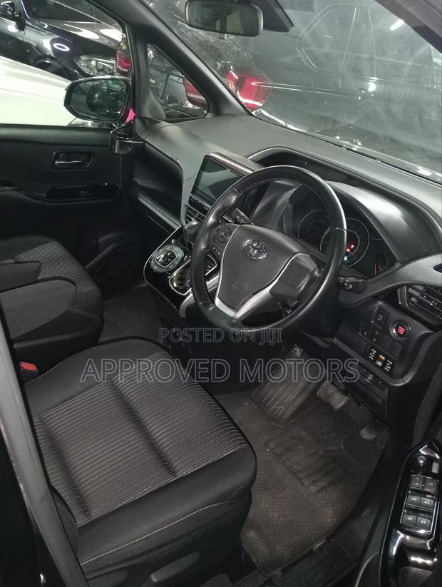 Toyota Voxy 2019 Black