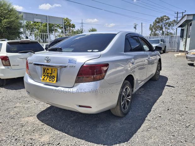 Toyota Allion 2010 Silver