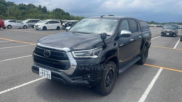 Toyota Hilux 2020 Black