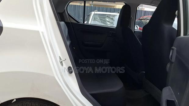 Daihatsu Mira 2018 White