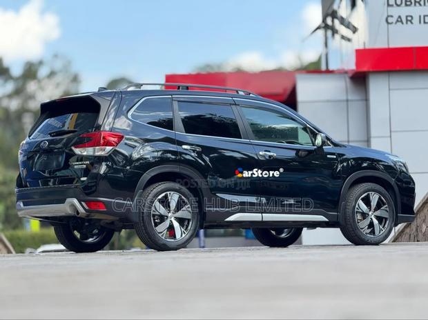 Subaru Forester Premium AWD 2019 Black