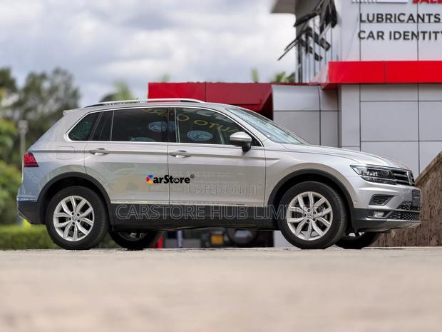 Volkswagen Tiguan 2018 Gray