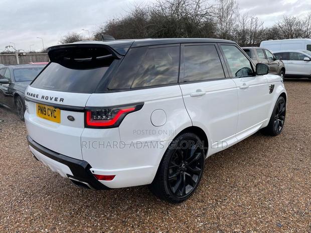 Land Rover Range Rover Sport HSE 2019 White